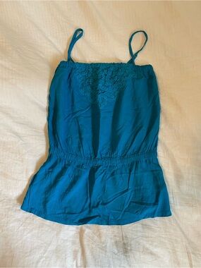 Y2K Lace-Accent Spaghetti Strap Tank Top